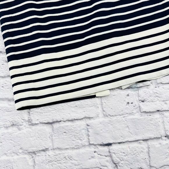 J CREW No. 2 Pencil Skirt in Colorblock Stripe Navy Size 10 Back Zipper Lined - Picture 3 of 10